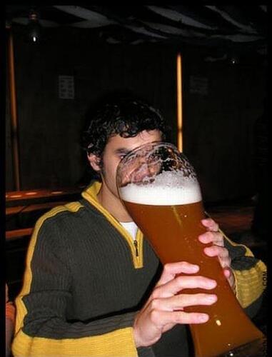 Giant_Beer_Glass